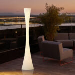 Lumind Slim Waist Outdoor Floor Lamp-LD23