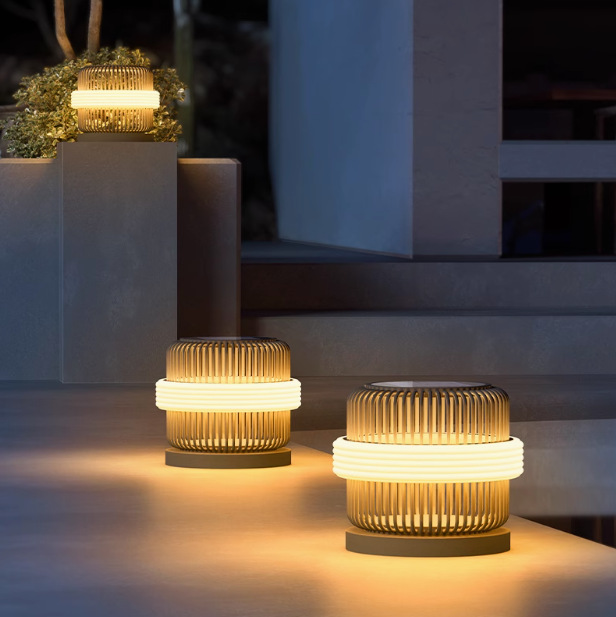 主图-03 Lumind Outdoor Solar Pillar Lights-LP11 - Image 1