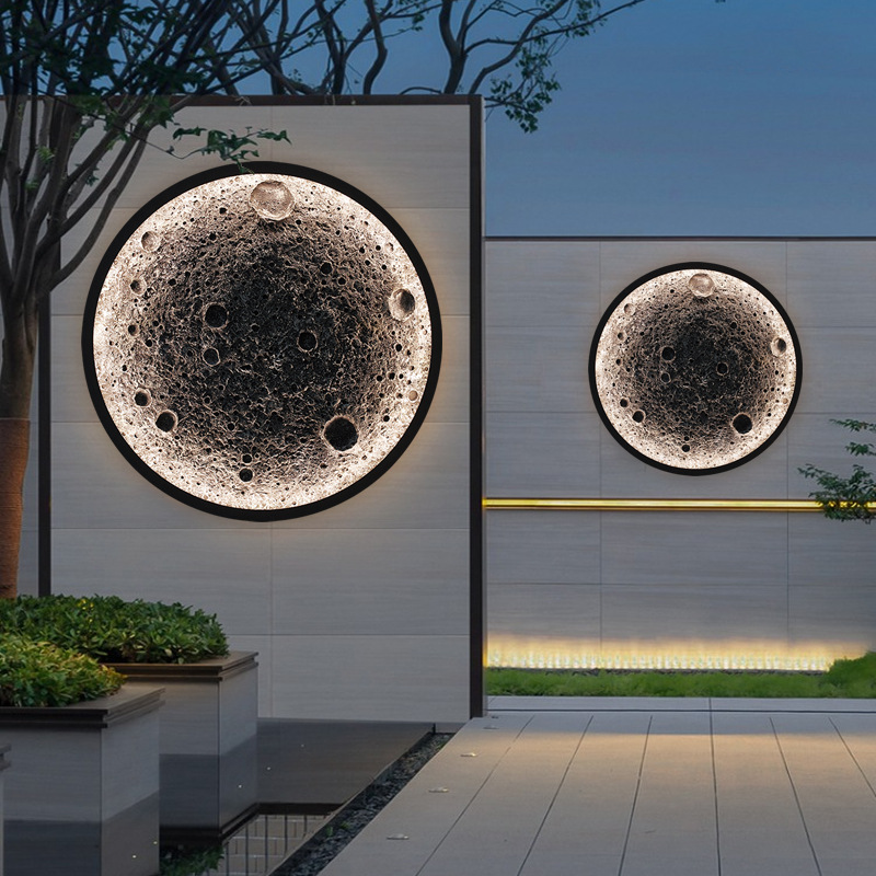 主图-05 Lumind Outdoor Embossed Moon Wall Lamp-LW03 - Image 1