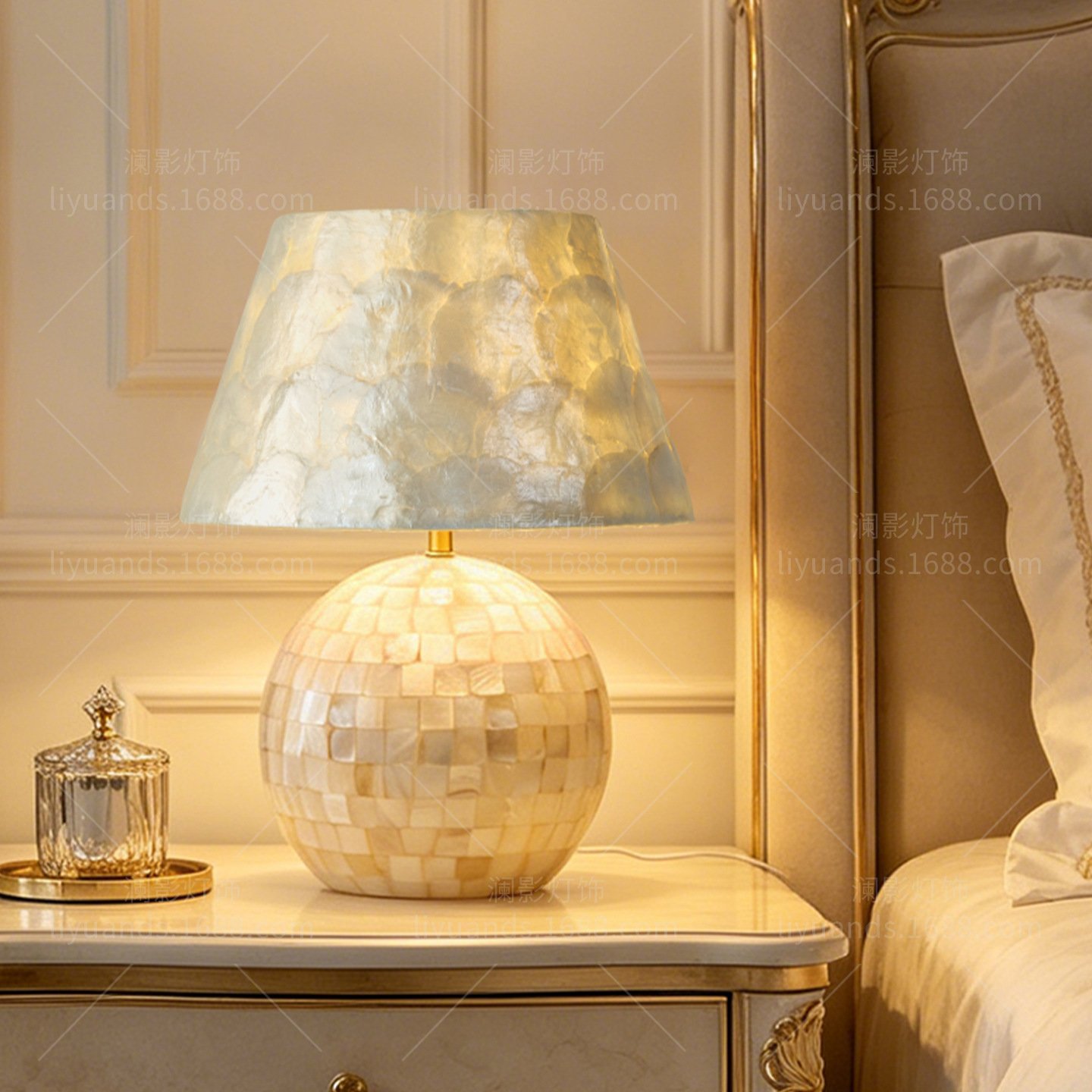 主图-05 Lumind French Shell Bedroom Table Lamp-LT10 - Image 1